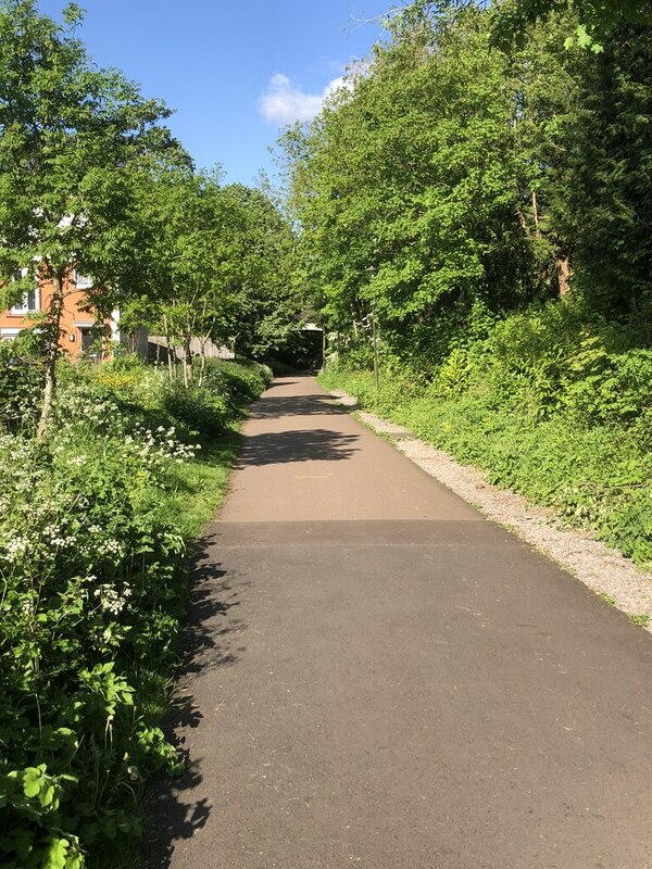 Pedestrian route on former railway \u00a9 David Robinson cc-by-sa\/2.0 ...