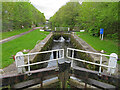 SE1619 : Huddersfield Broad Canal - lock No. 4 by Chris Allen