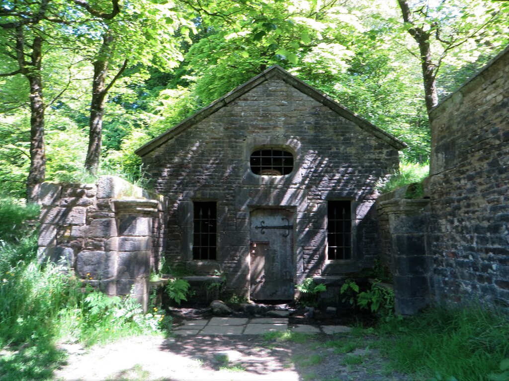 the-well-house-philandju-cc-by-sa-2-0-geograph-britain-and-ireland