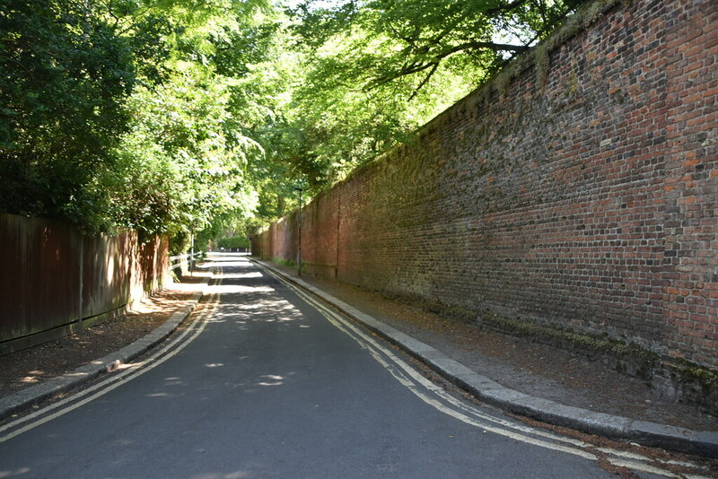 Tilt Yard Approach © N Chadwick Cc-by-sa 2.0 :: Geograph Britain And 