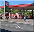 SO8005 : Texaco diesel cheaper than petrol, Gloucester Road, Stonehouse by Jaggery