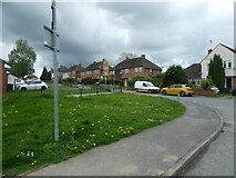 SJ2869 : Nant Road junction with Linden Road, Connah's Quay by David Smith