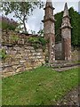 Pointed gate piers, Pilgrims Way, How Caple, Herefordshire