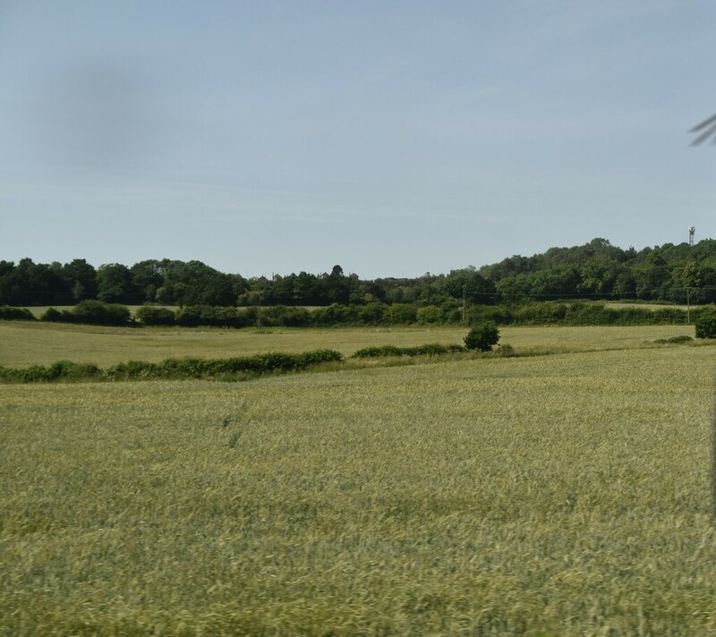 arable-land-n-chadwick-cc-by-sa-2-0-geograph-britain-and-ireland