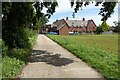 Footpath entering Fladbury