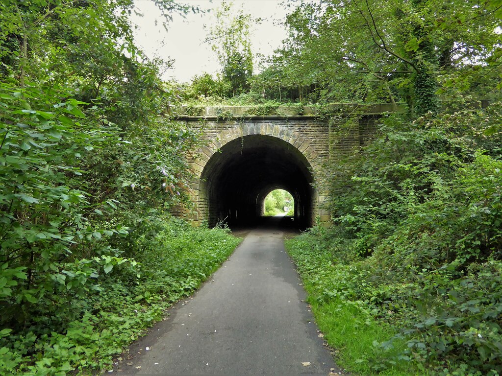 Littletown Tunnel © Kevin Waterhouse cc-by-sa/2.0 :: Geograph Britain ...