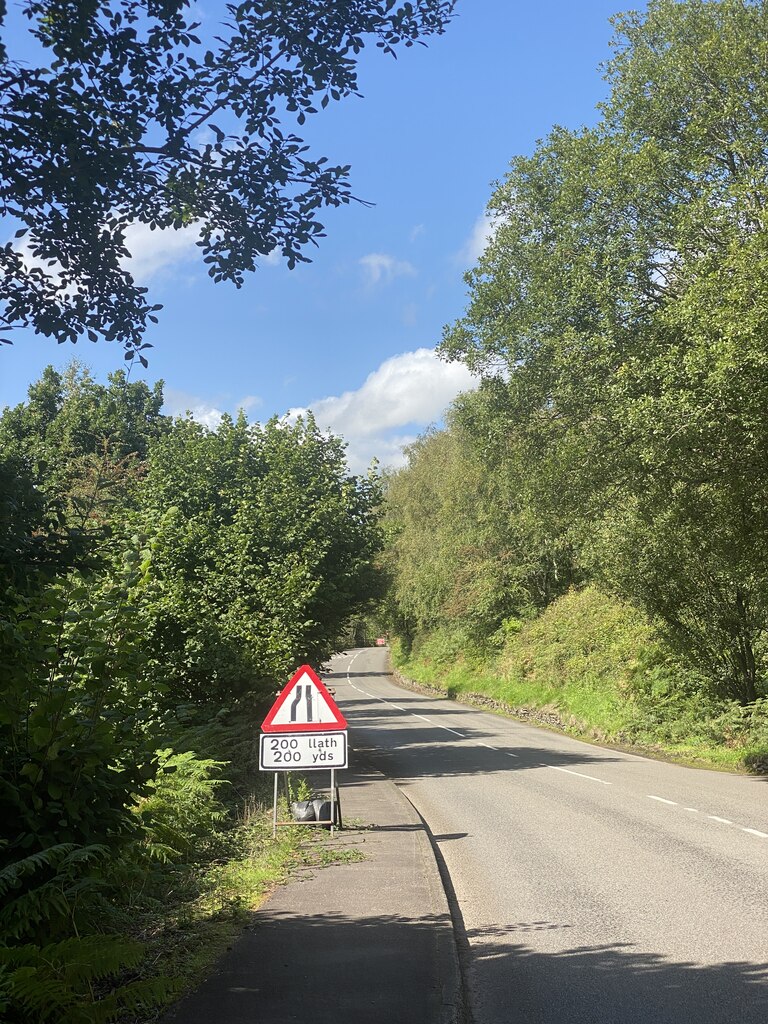 Roadworks Ahead On B 4255 © Alan Hughes Cc-by-sa/2.0 :: Geograph ...