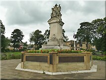 SE1925 : Cleckheaton war memorial by Stephen Craven