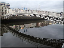 O1534 : The Ha'penny Bridge, Dublin by Marathon