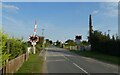 Level crossing on Long Lane