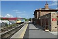 Leeming Bar Station and class 117