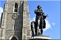 TL8741 : Sudbury: The statue of Thomas Gainsborough (1727-1788) and St. Peter's Church by Michael Garlick