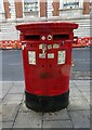 Double aperture Elizabeth II postbox on Bank Plain