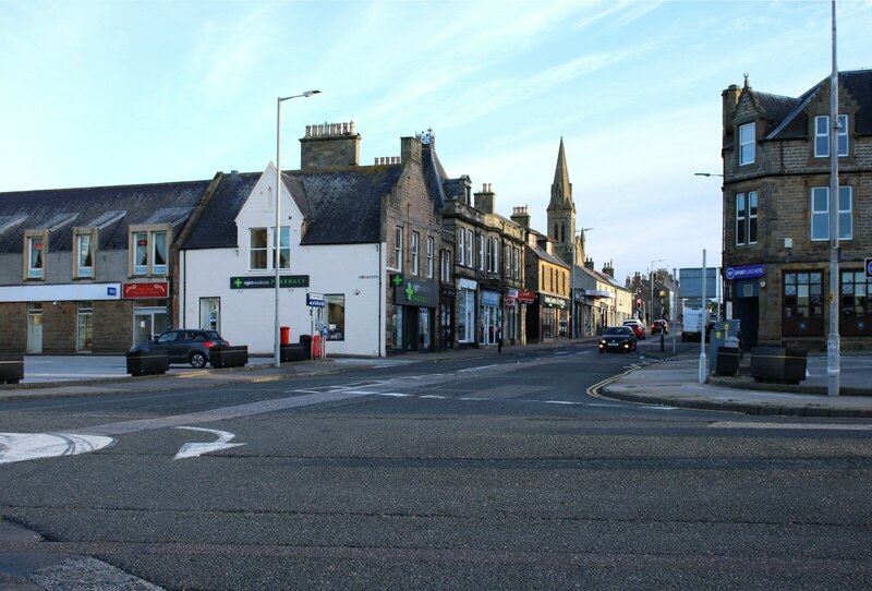 High Street, Buckie © Richard Sutcliffe ccbysa/2.0 Geograph