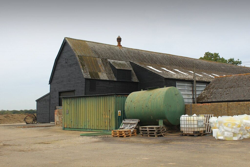 Black Barn at Leigh Lodge Farm (2) © Chris Heaton cc-by-sa/2.0 ...