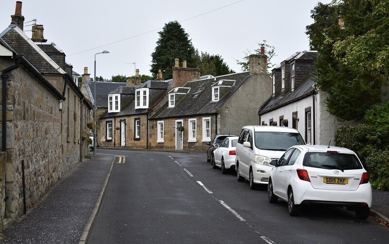 Main Street Symington South Ayrshire Mark S Cc By Sa 2 0   7648326 Ea2790f7 800x800 