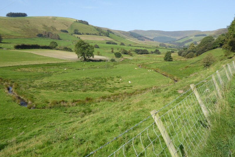 Cwm Maen Gwynedd © Philip Halling cc-by-sa/2.0 :: Geograph Britain and ...