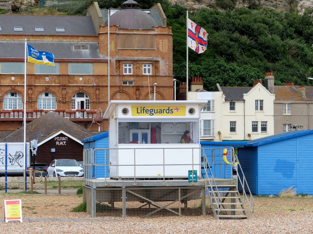 Lifeguard Hut On Pelham Beach © Steve Daniels Cc-by-sa/2.0 :: Geograph ...