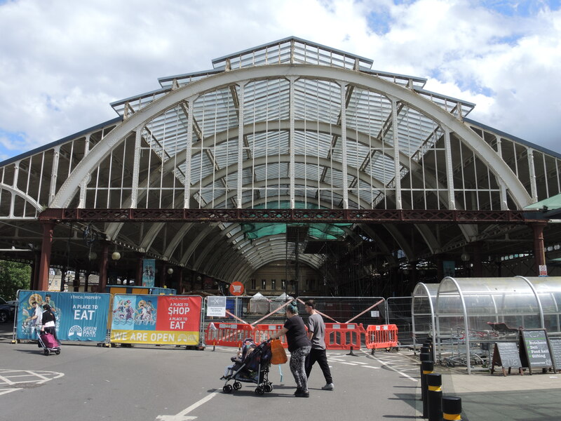 Green Park under wraps © Neil Owen cc-by-sa/2.0 :: Geograph Britain and ...