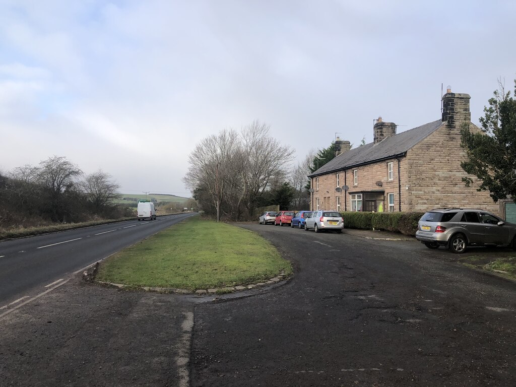 station-cottages-richard-webb-cc-by-sa-2-0-geograph-britain-and