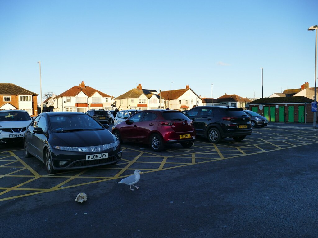 Rough Lea Road Car Park, Cleveleys © Stephen Craven cc-by-sa/2.0 ...