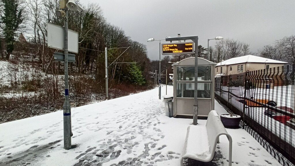 Inverkip railway station © Thomas Nugent cc-by-sa/2.0 :: Geograph ...