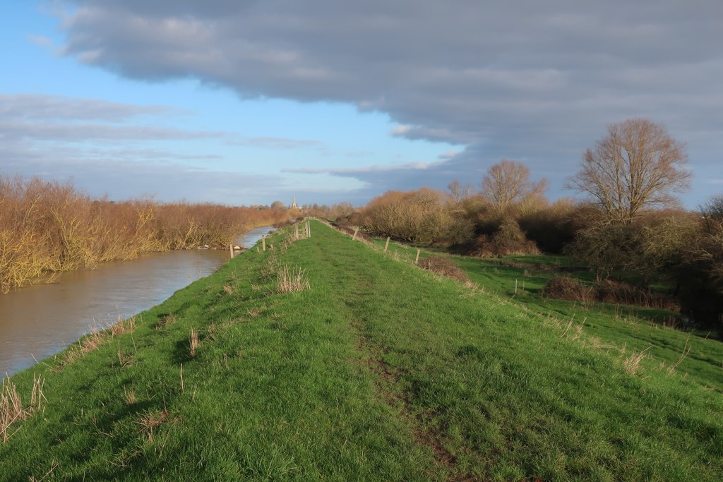 Bank of the Great Ouse © Hugh Venables cc-by-sa/2.0 :: Geograph Britain ...