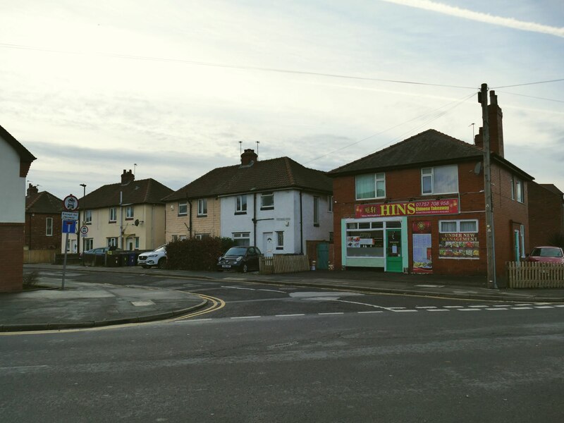 Houses on Portholme Drive, Selby © Stephen Craven cc-by-sa/2.0 ...