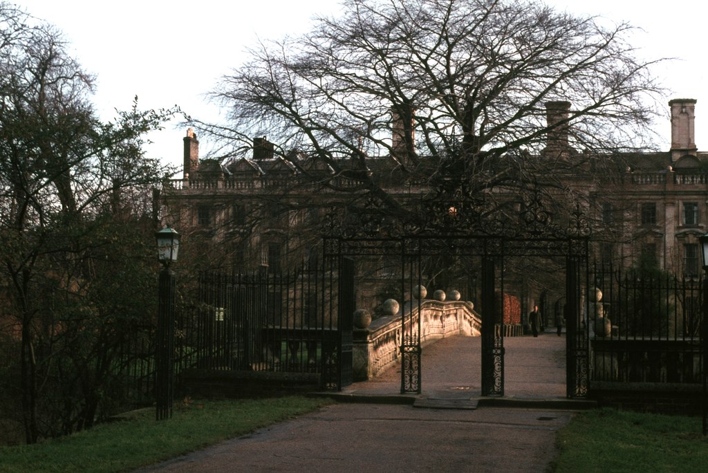 Clare College, Cambridge © David Purchase cc-by-sa/2.0 :: Geograph ...