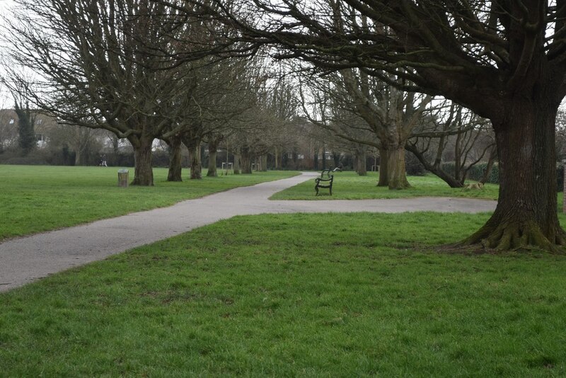 King George's Field, Felpham © David Martin cc-by-sa/2.0 :: Geograph ...