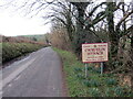 Cyrraedd Cwmfelin Mynach / Entering Cwmfelin Mynach