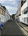 Looking into Fairholt Street