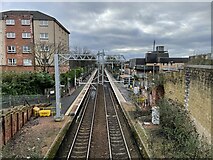NS5762 : Crossmyloof railway station, Glasgow by Nigel Thompson