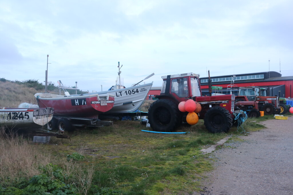 Boats by Caister beach © David Howard cc-by-sa/2.0 :: Geograph Britain ...