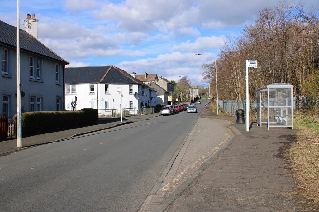 Old Luss Road © Richard Sutcliffe cc-by-sa/2.0 :: Geograph Britain and ...