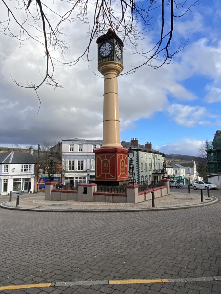 Clock Tower, The Circle, Tredegar © Alan Hughes cc-by-sa/2.0 ...