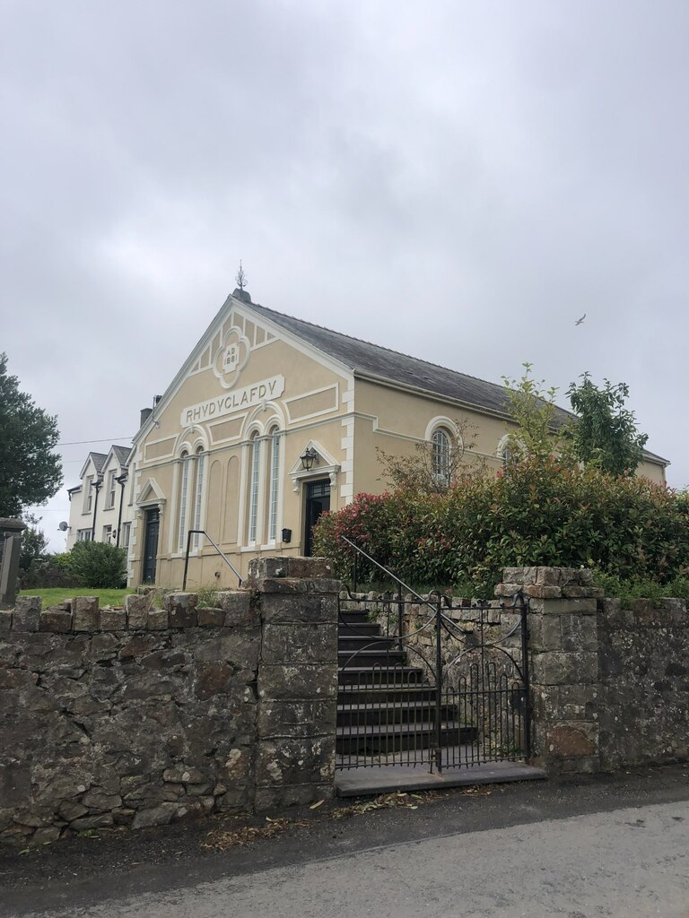 Rhyd-y-Clafdy Chapel © Eirian Evans cc-by-sa/2.0 :: Geograph Britain ...