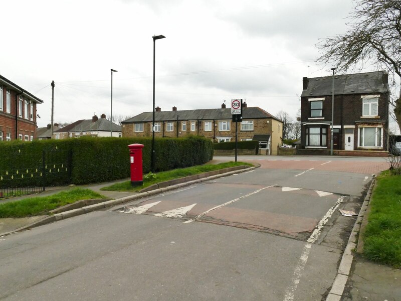 Southend Road, Sheffield © Stephen Craven cc-by-sa/2.0 :: Geograph ...