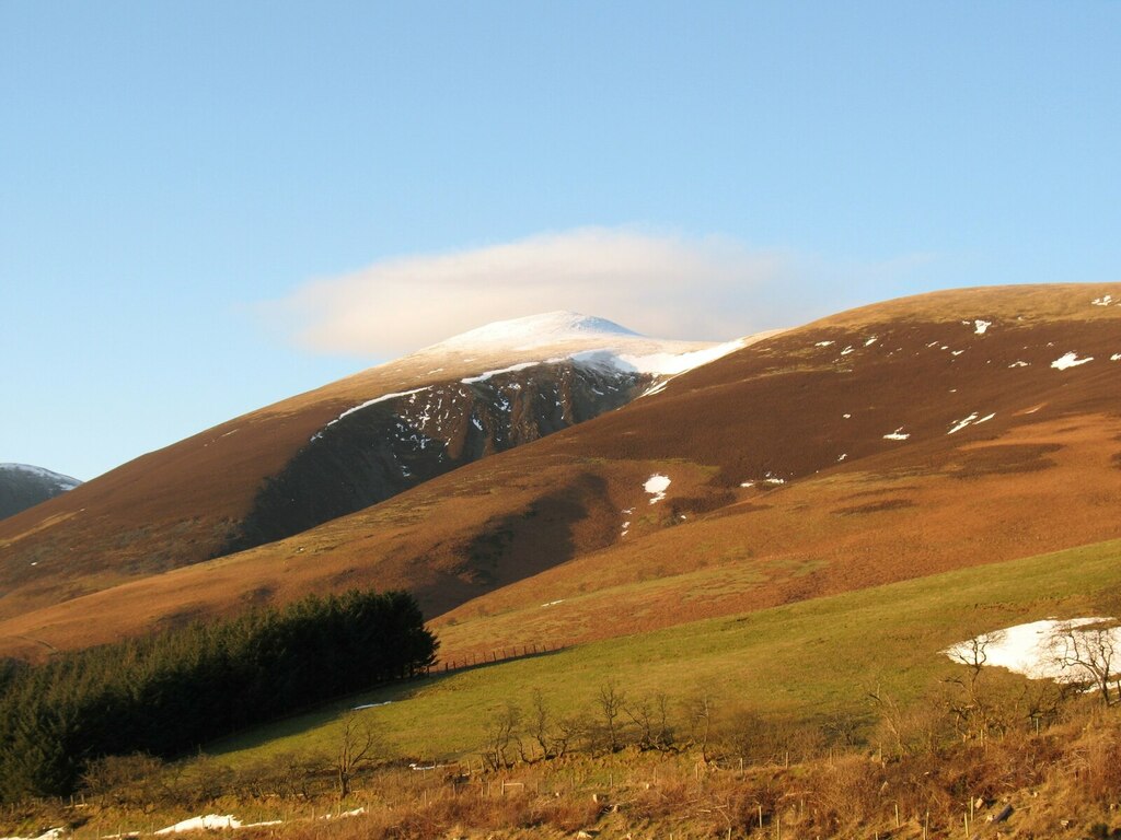 Skiddaw Little Man © Adrian Taylor cc-by-sa/2.0 :: Geograph Britain and ...