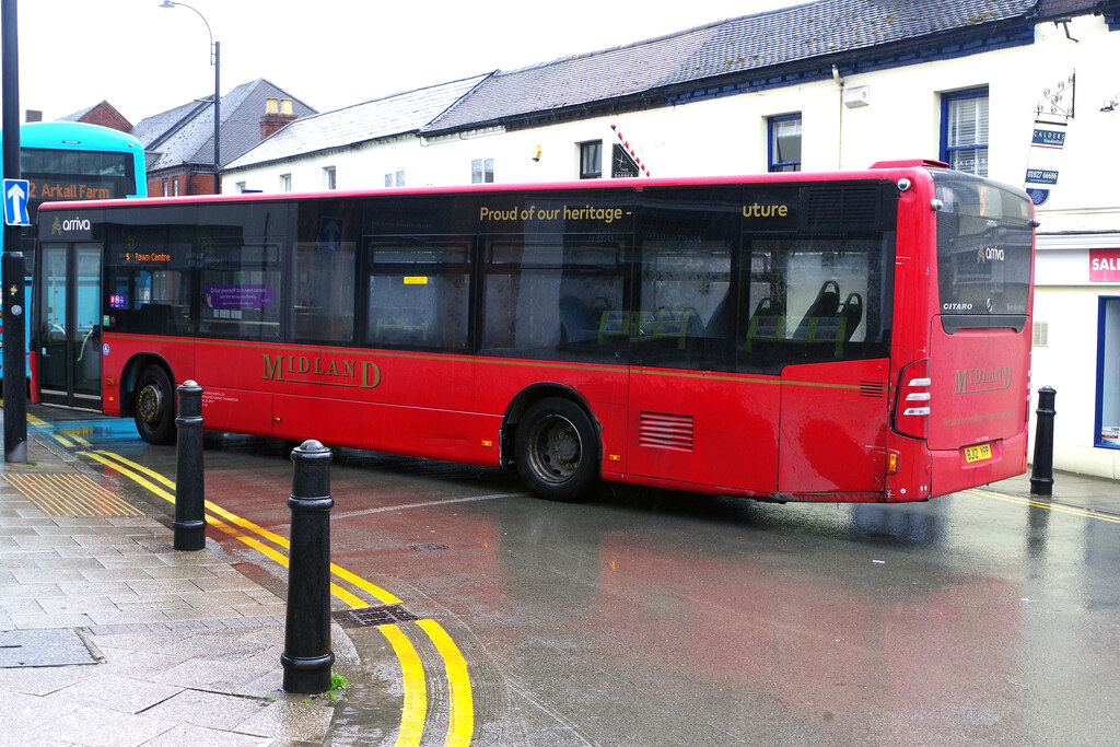 Bus Congestion - Victoria Road, Tamworth © Stephen Mckay Cc-by-sa 2.0 