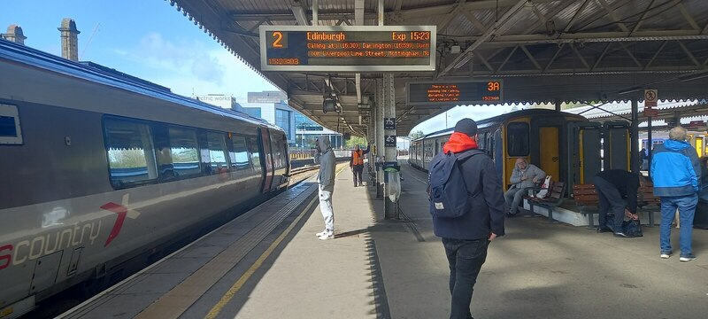 Sheffield Station © Mike Pennington cc-by-sa/2.0 :: Geograph Britain ...