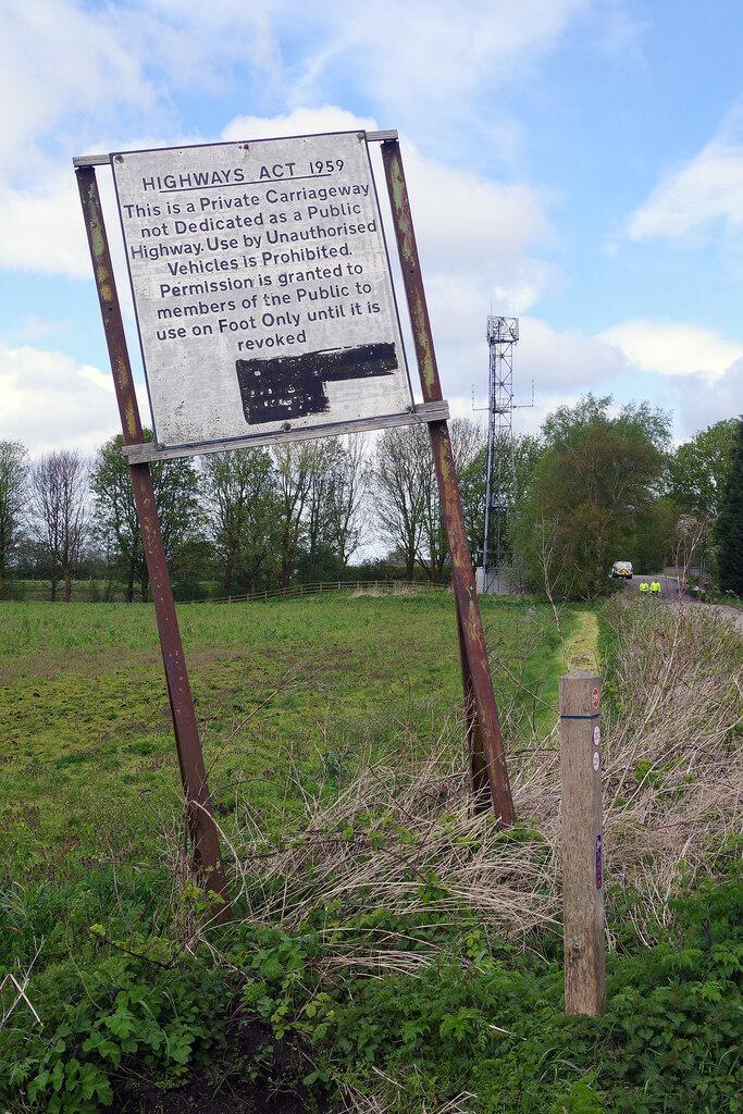 Sign on Astley Road © Stephen McKay cc-by-sa/2.0 :: Geograph Britain ...