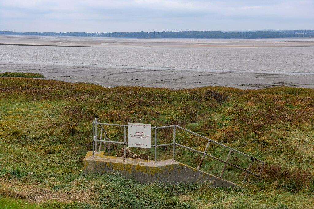 Oldbury-on-Severn : River Severn © Lewis Clarke cc-by-sa/2.0 ...