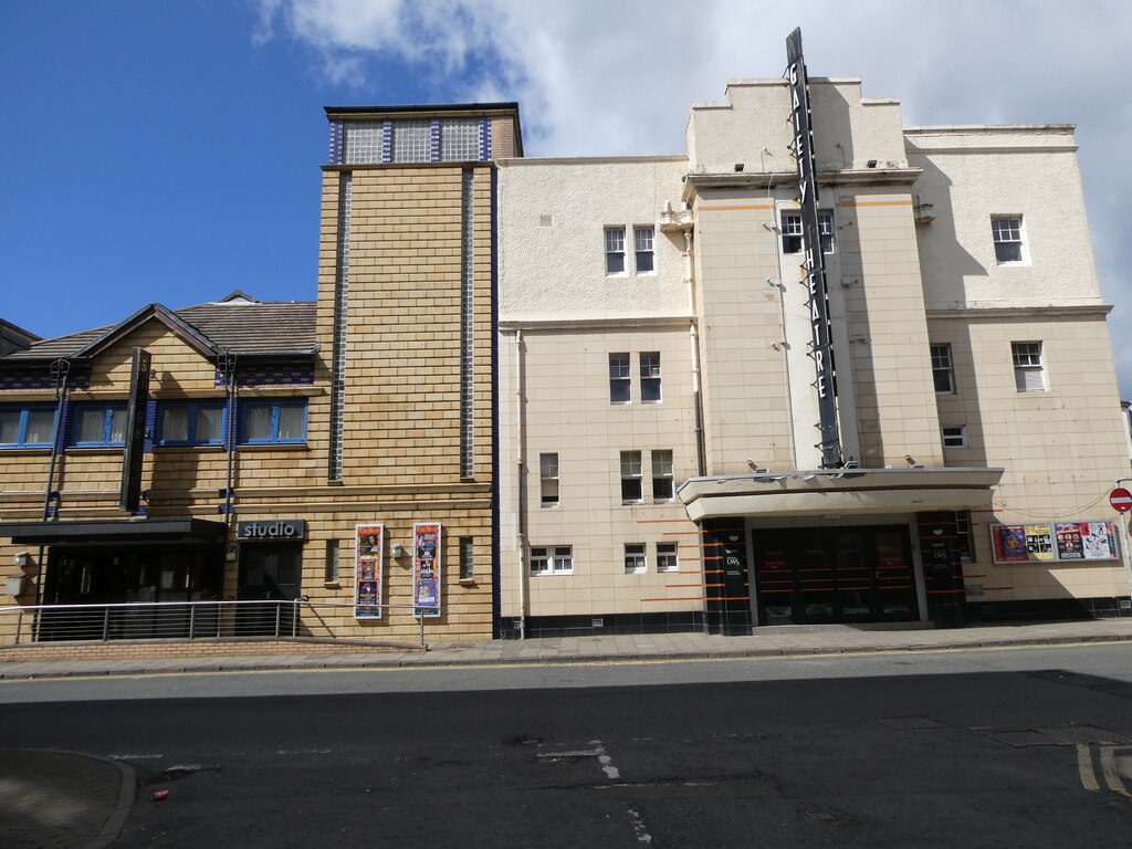 The Gaiety, Ayr (set of 2 images) :: Geograph Britain and Ireland