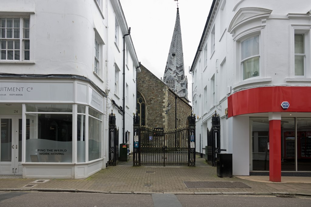 Paternoster Row and St. Peter's Church... © Roger A Smith cc-by-sa/2.0 ...