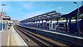 Gravesend railway station platforms