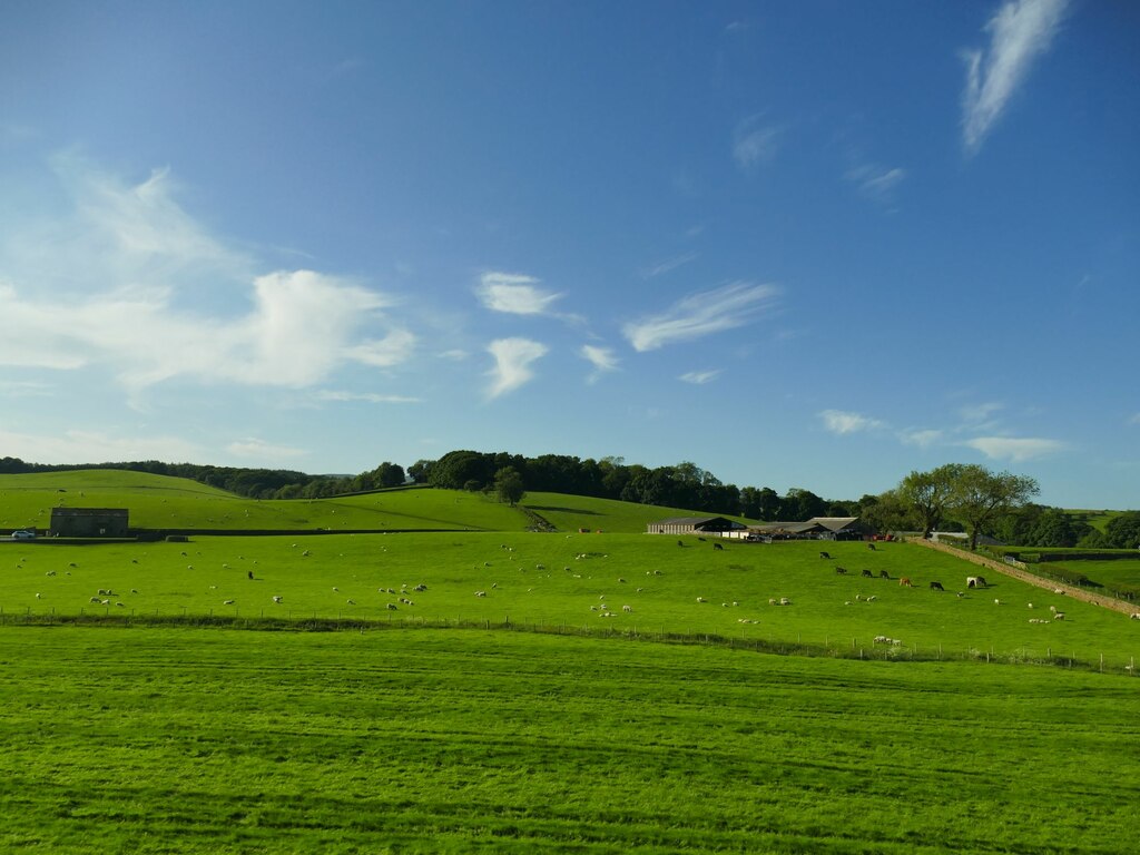 Crane Field Farm © Stephen Craven cc-by-sa/2.0 :: Geograph Britain and ...