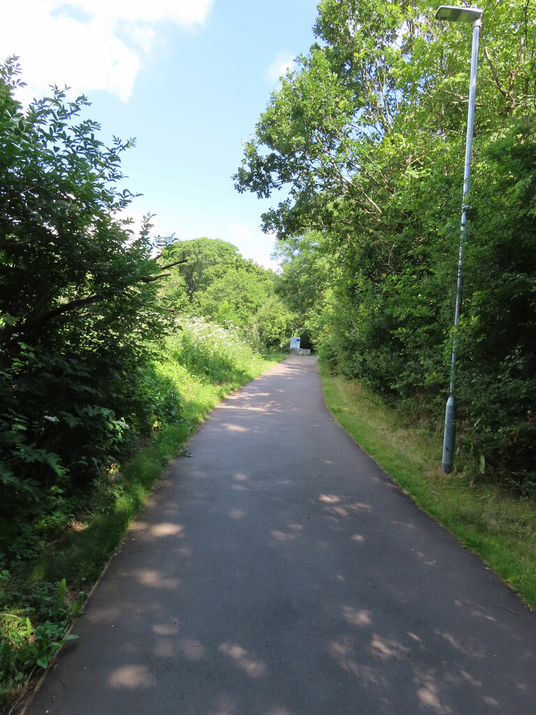 Hill Lane, West Ruislip © David Hawgood cc-by-sa/2.0 :: Geograph ...