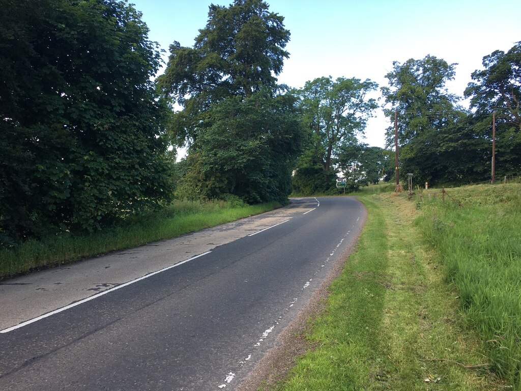 A72 approaching its junction with the... © Steven Brown cc-by-sa/2.0 ...