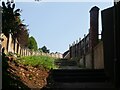 Public footpath between Church Road and Broxwood Park